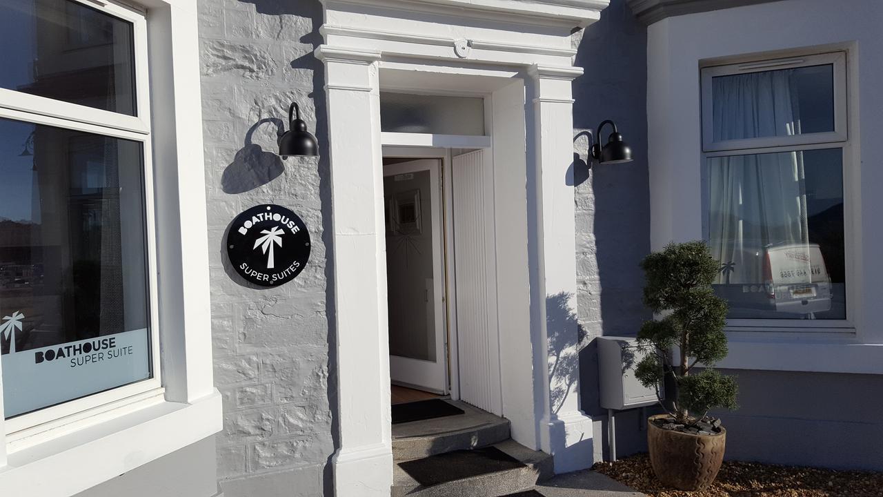 Boat House Super Bed & Breakfast 3*